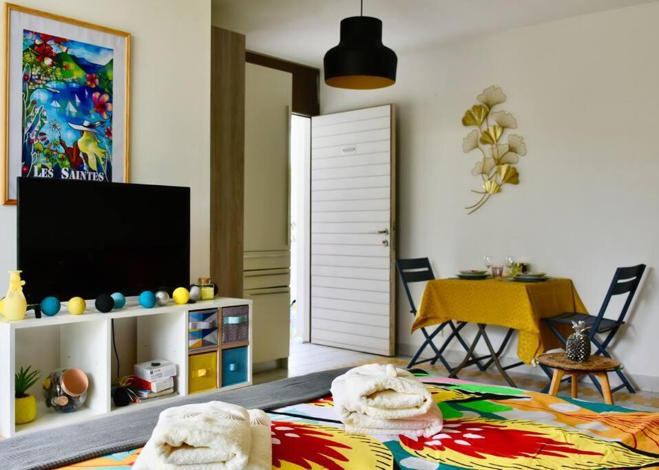 Joli Manga Soley Studio Dans Tres Belle Residence Saint-Francois  Bagian luar foto